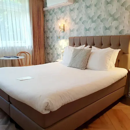 Sebel 3*